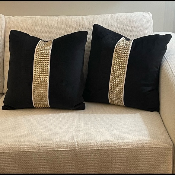 Custom made throw pillows - Picture 1 of 4